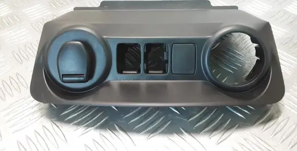 Nissan Navara D23 Dashboard center trim panel 682464KJ0A