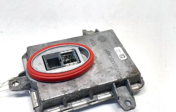 Alfa Romeo Stelvio Voltage converter/converter module 