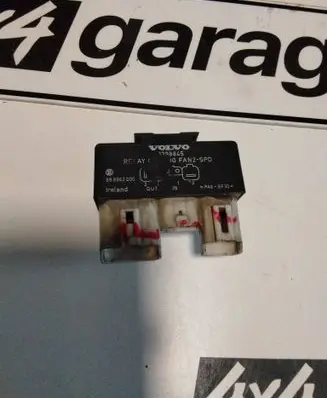 Volvo 850 Coolant fan relay 1398845 899962000