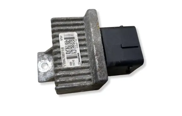Nissan NV400 Glow plug pre-heat relay 110678071R 213TYC