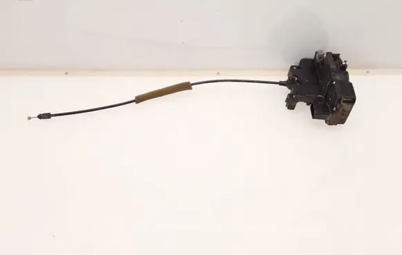 Opel Antara Front door lock