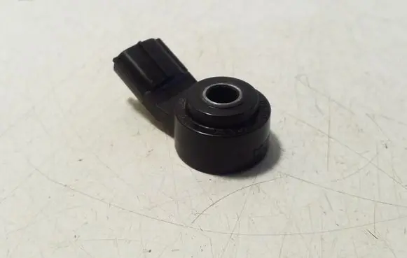 Toyota Yaris Cross Detonation knock sensor 8961502020