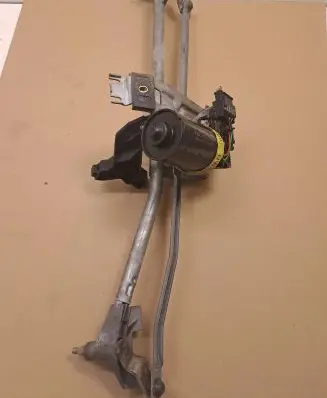 Audi A6 S6 C4 4A Front wiper linkage and motor 0390241330
