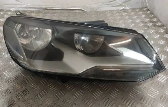 Volkswagen Touareg II Headlight/headlamp 7P2941006