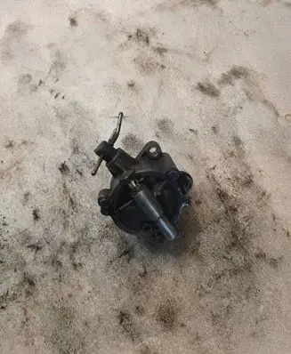 Mitsubishi Pajero Vacuum pump