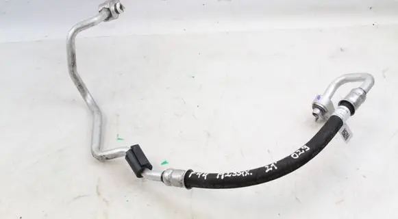 Air conditioning (A/C) pipe/hose