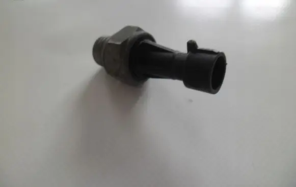 Alfa Romeo Montreal Oil pressure sensor 