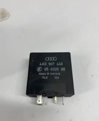 Volkswagen Sharan Window wiper interval relay 4A0907440 05020500