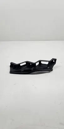 Volkswagen PASSAT B6 Front bumper mounting bracket 3C0807890