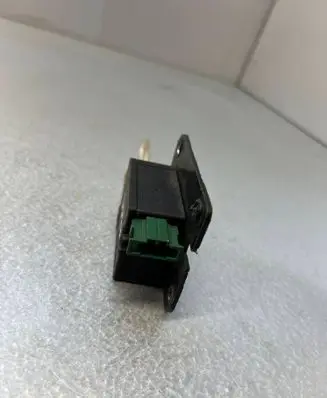 Audi A3 S3 8L Tailgate boot lock/latch motor ---