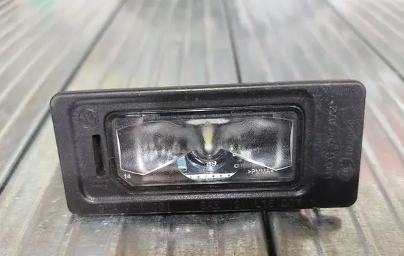Volkswagen Tiguan Allspace Number plate light 5NA943021