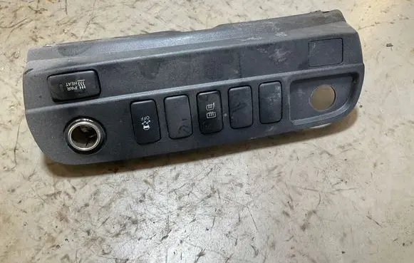 Toyota Hilux (AN10, AN20, AN30) Other interior part 554490K070