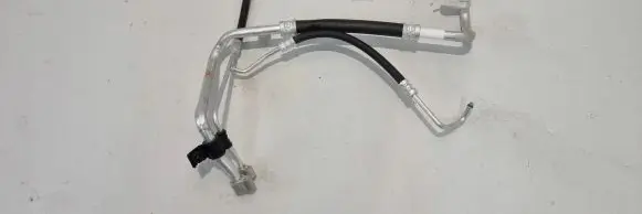 Tesla Model S Air conditioning (A/C) pipe/hose 1062583-00-C