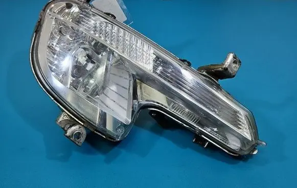 Peugeot 508 Front fog light 9670476180 IMPRK1575614