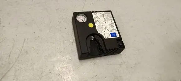 Mercedes-Benz C W205 Tire air pump compressor A0005832202 A2465840138