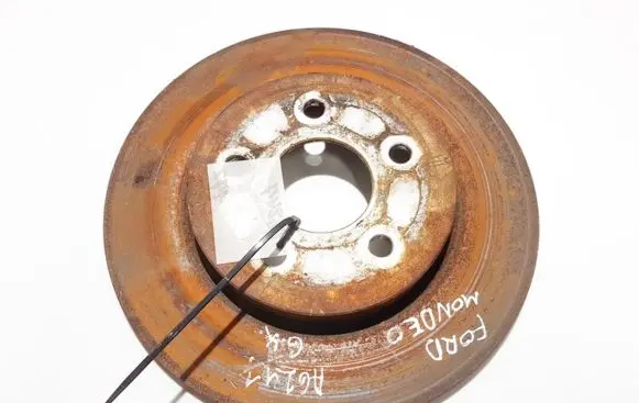 Ford Mondeo Mk III Rear brake disc neventiliuojamas