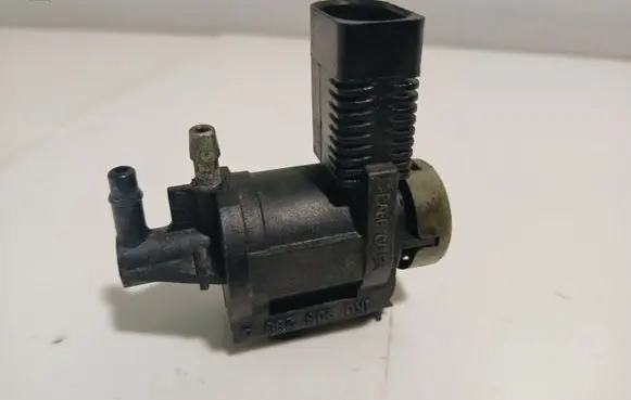 Volkswagen PASSAT B6 Turbo solenoid valve 1K0906283A