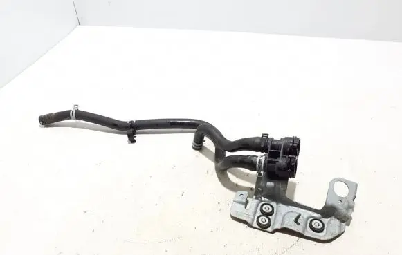 Volvo XC40 Engine coolant pipe/hose 32222093