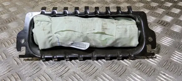 Knee airbag