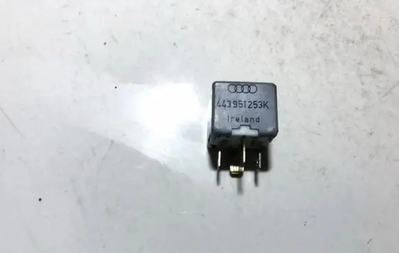 Volkswagen PASSAT B5 Other relay 443951253k 899512000