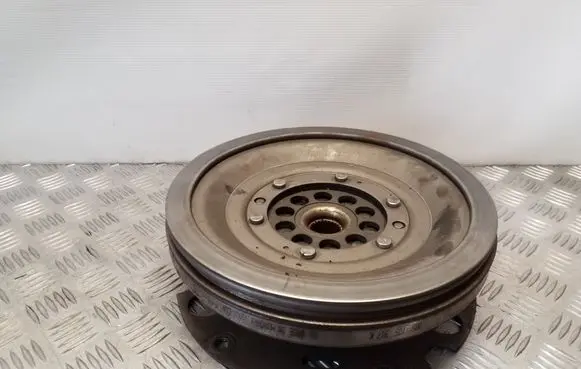 Audi A5 Sportback 8TA Dual mass flywheel 0B5105317K