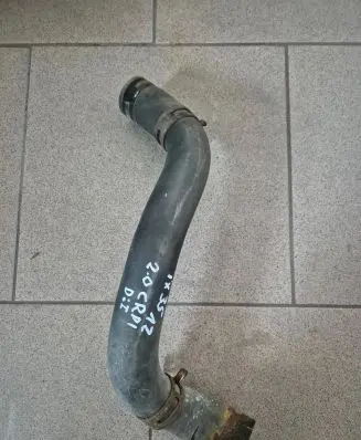Engine coolant pipe/hose