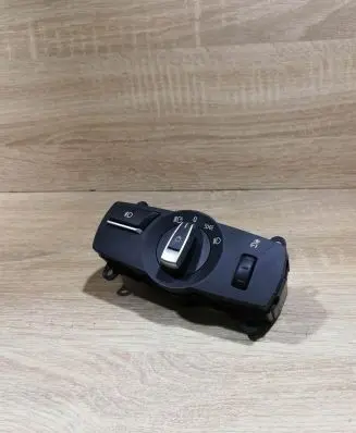 BMW 5 F10 F11 Light switch 9192745 3392030102