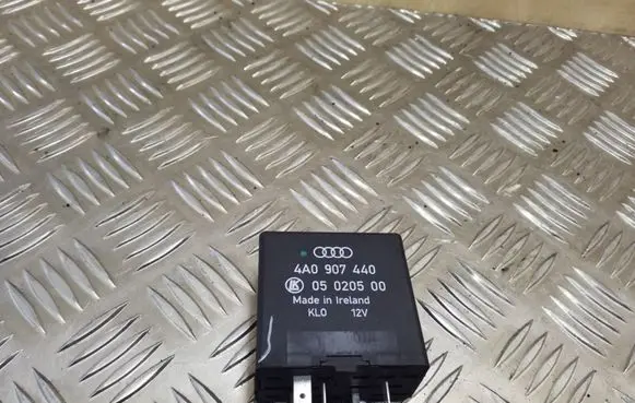 Seat Alhambra (Mk1) Other relay 4A0907440