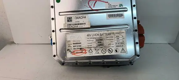Peugeot 3008 III Hybrid / electric car battery 9859565880
