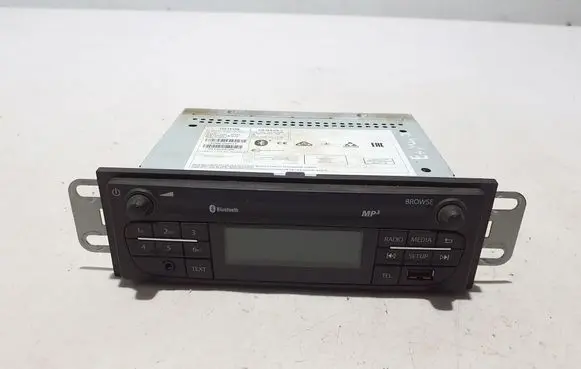 Renault Express Radio/CD/DVD/GPS head unit 281152370R