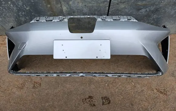 MG MG5 ev Front bumper P10859360