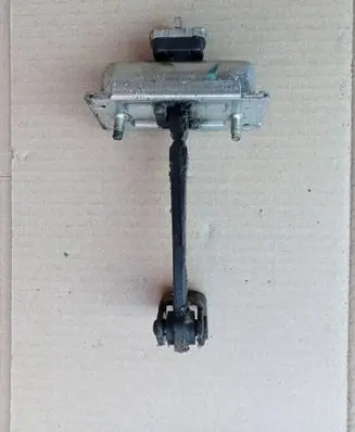 Opel Corsa D Rear door check strap stopper 13181961