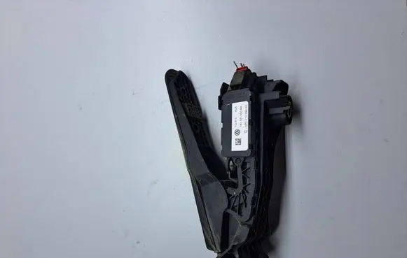 Volkswagen Golf VI Accelerator throttle pedal 1K1721503AA 6PV01049850