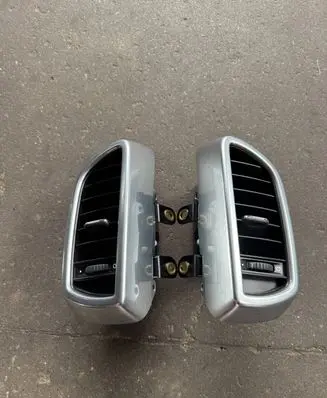 Porsche Cayenne (92A) Dashboard side air vent grill/cover trim 7P5819704D