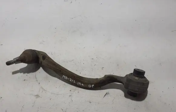 Mercedes-Benz E W212 Front lower control arm/wishbone A2123304000