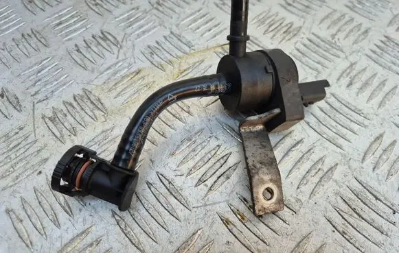 Vacuum valve