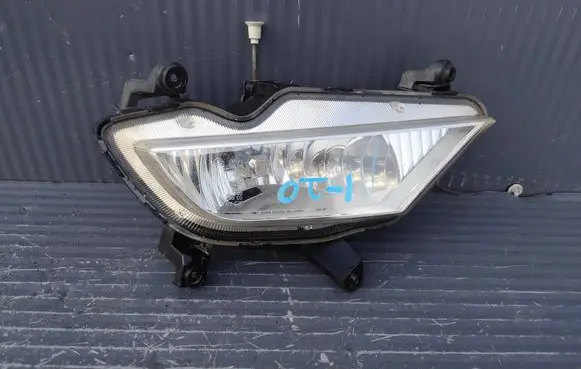 Hyundai i20 (GB IB) Front fog light 92201C8000