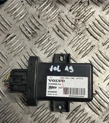 Volvo V60 Headlight ballast module Xenon 31324550