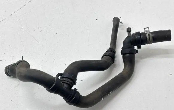 Renault Captur Engine coolant pipe/hose 924109995R