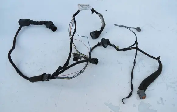 Volvo XC90 Rear door wiring loom 8697921