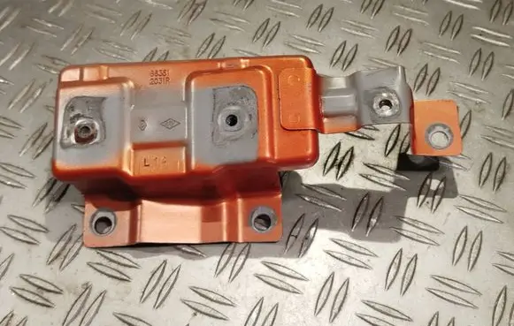 Renault Arkana Fender mounting bracket 663512031R 2031R