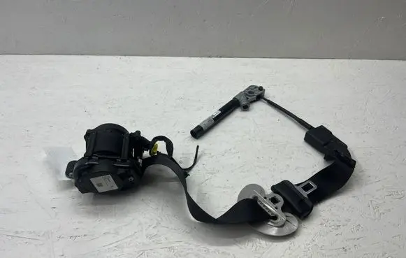 Tesla Model 3 Front seatbelt 1105821C1I 1090322C1C