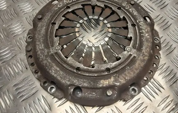 Toyota Corolla Verso AR10 Pressure plate 
