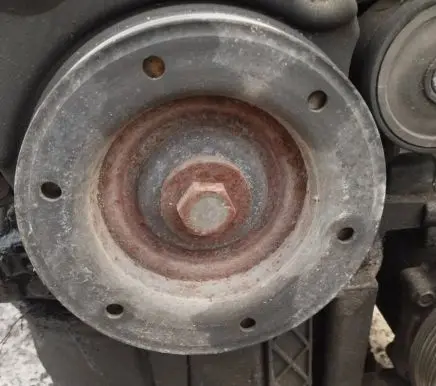 Peugeot 307 Crankshaft pulley 