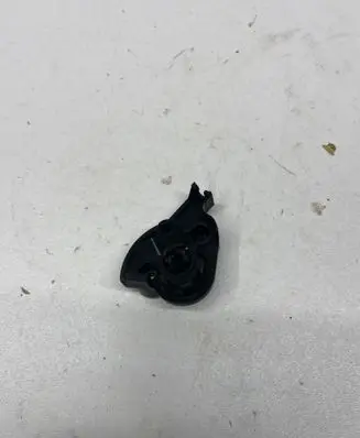 KIA Stinger Engine bonnet (hood) release handle 