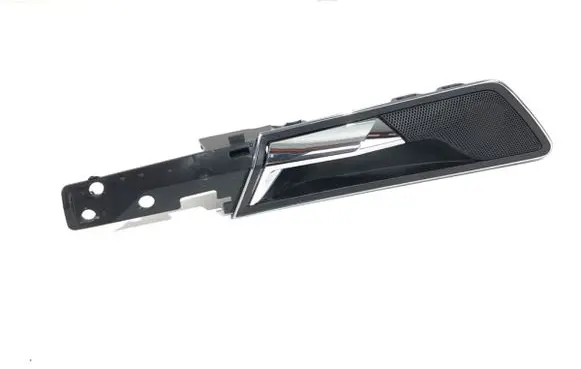 Skoda Karoq Rear door interior handle