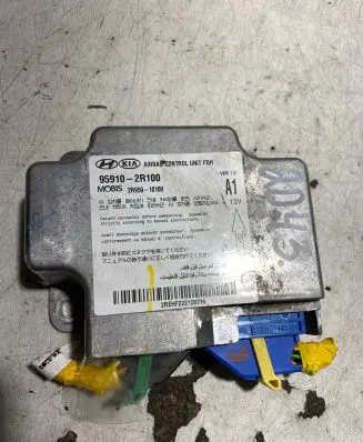 Hyundai i30 Airbag control unit/module 959102R100 2R95910100 2RHHFF2E120716