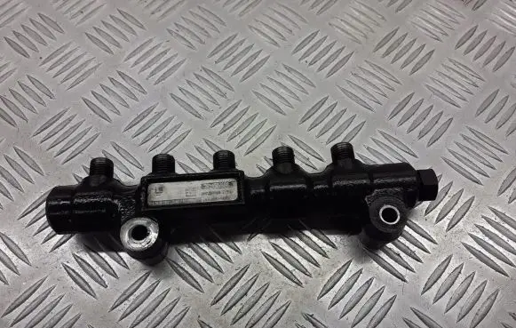 Mazda 3 I Fuel main line pipe 9654592680