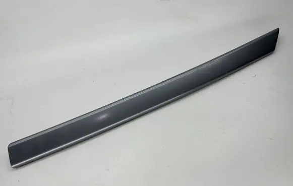 Seat Leon (1P) Front door trim (molding) 1P0867198 156023091