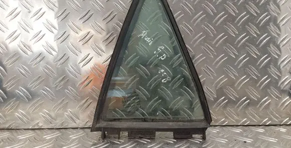 Toyota Auris 150 Rear vent window glass 43R00048